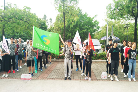 松山湖12.57KM徒步團建活動