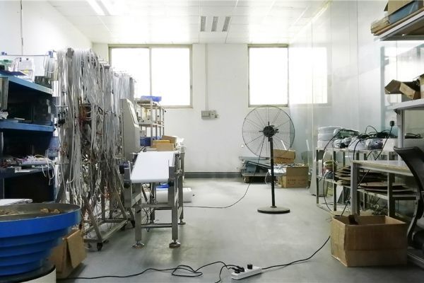 稱重機生產(chǎn)車間