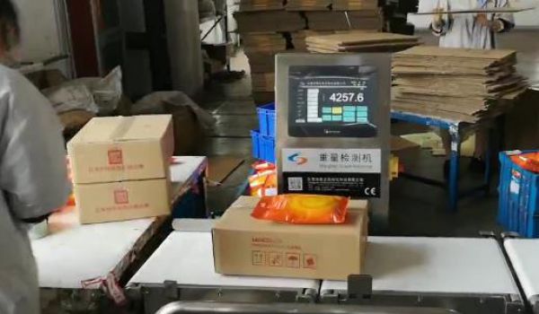 食品稱重機(jī)的功能與普通的什么不同